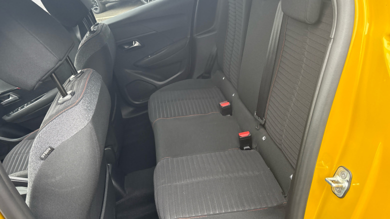 Peugeot 208 1.2 PureTech Active Premium + 5dr Petrol Hatchback